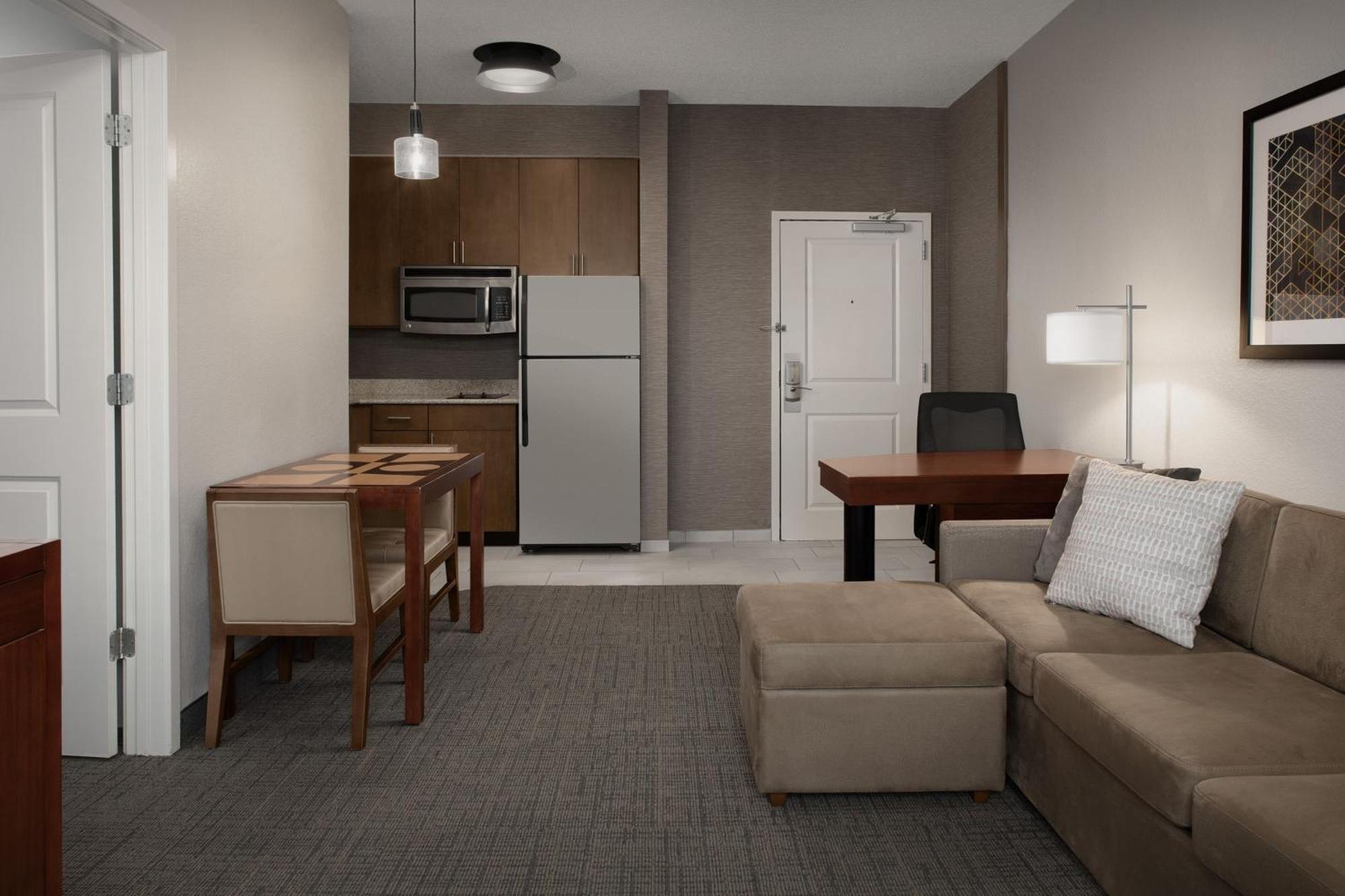 Residence Inn By Marriott Greensboro Airport Exterior foto